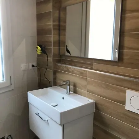 Santa Croce,14 Apartment